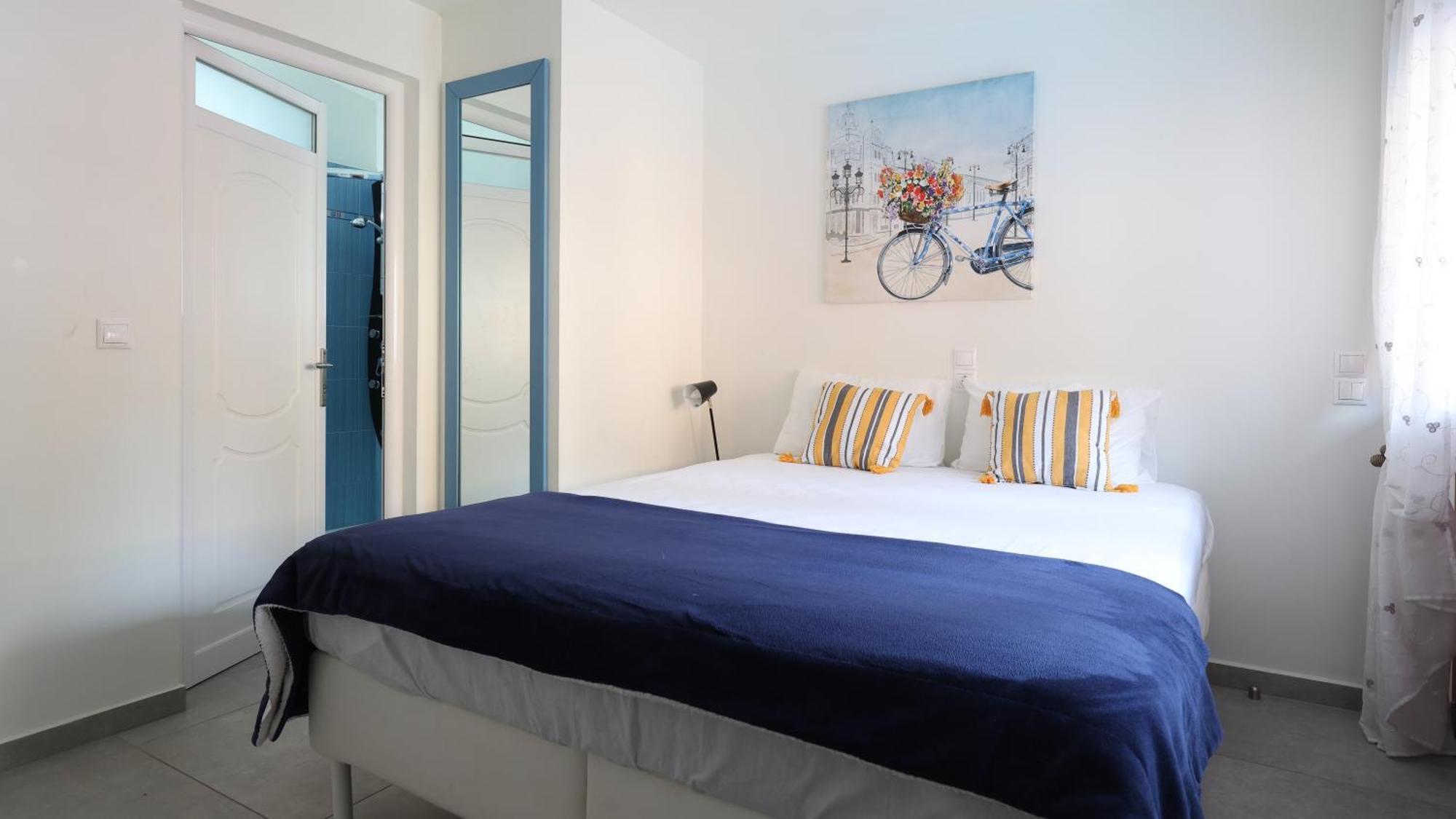 Вилла The Bordeaux Door Aegina Экстерьер фото